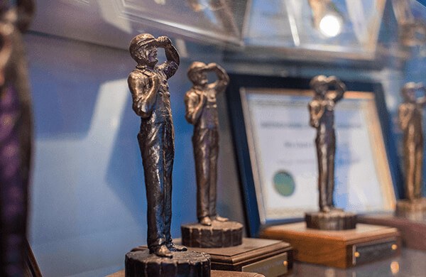 Dave Lennox Award